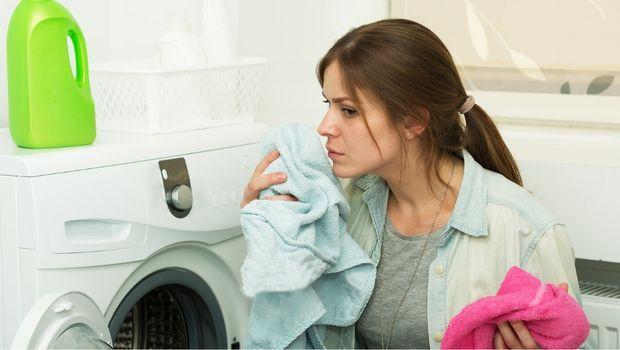 Perch&eacute; la lavatrice fa puzzare il bucato