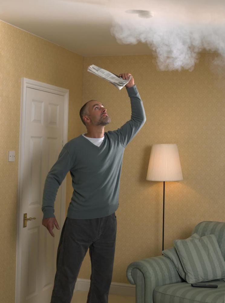 Perché installare un rilevatore di fumo e monossido di carbonio in casa