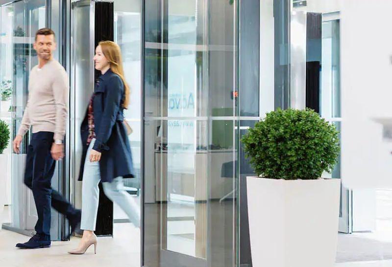 Ingresso automatico scorrevole