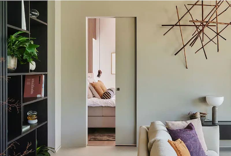 Porta scorrevole filo muro