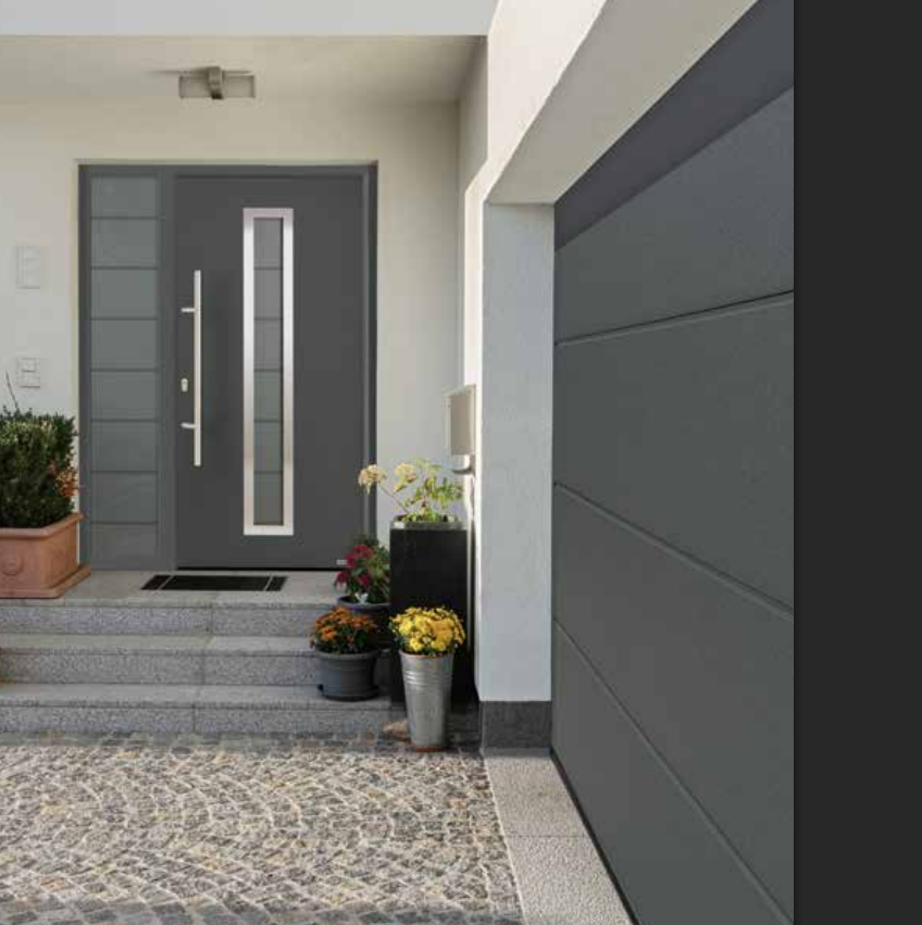 Porta d'ingresso corente con l'esterno