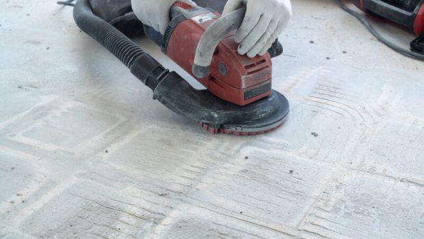 Pavimento che suona a vuoto dopo la posa: quando &egrave; normale e quando no