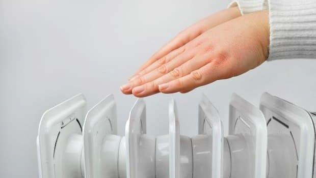 Termosifone caldo solo sopra o solo sotto: perch&eacute; succede e quando intervenire