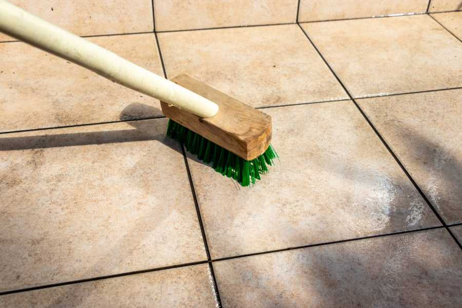 Acqua sulle piastrelle