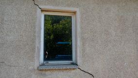 Crepe nei muri: come intervenire in modo sensato senza peggiorare la situazione