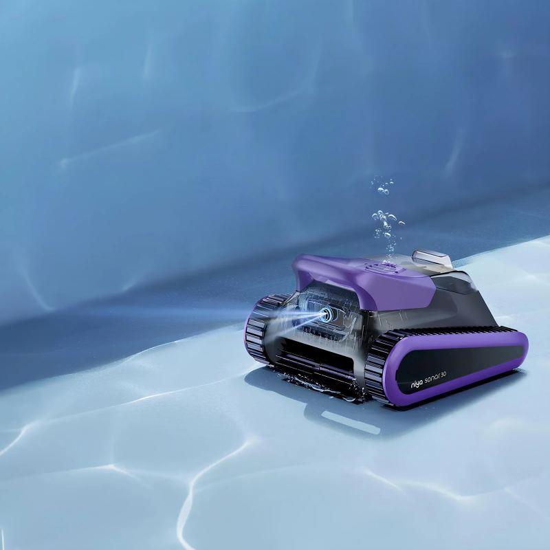 Robot Zefiro Piscine pulisci piscina dotato di tecnologia sonar 