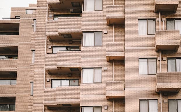 Infissi esterni in condominio