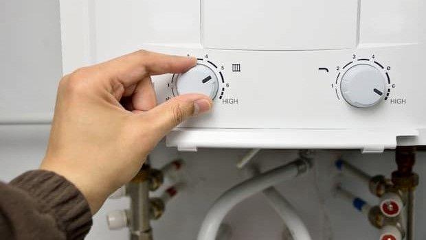 Caldaia a mandata pi&ugrave; bassa ma accesa pi&ugrave; a lungo: si risparmia davvero?