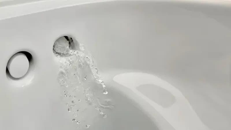Quanta acqua consuma la cassetta del wc che perde