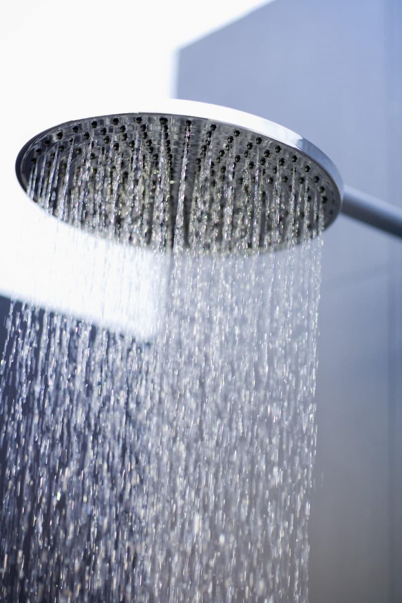 La doccia consente di monitorare il consumo d'acqua