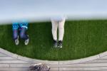 Terrazzo con prato sintetico - Unsplash