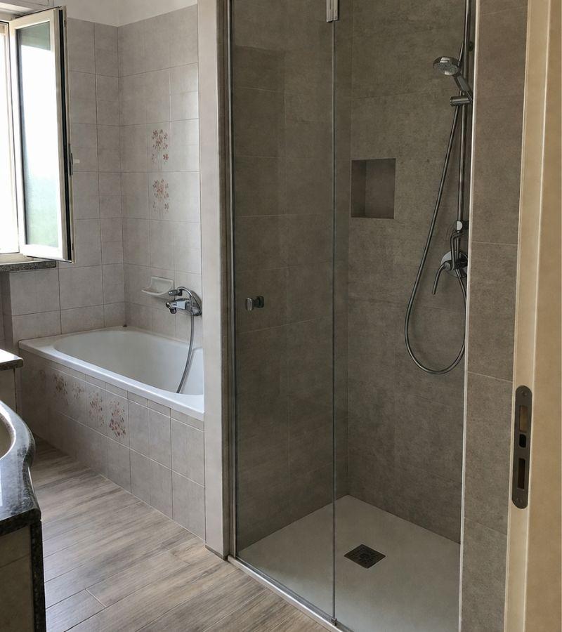 Sostituzione vasca con doccia in bagno esistente - Canva