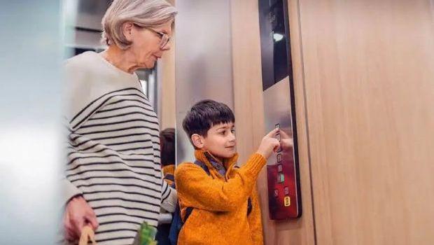 Mini ascensore domestico: costi reali, detrazioni e limiti da conoscere
