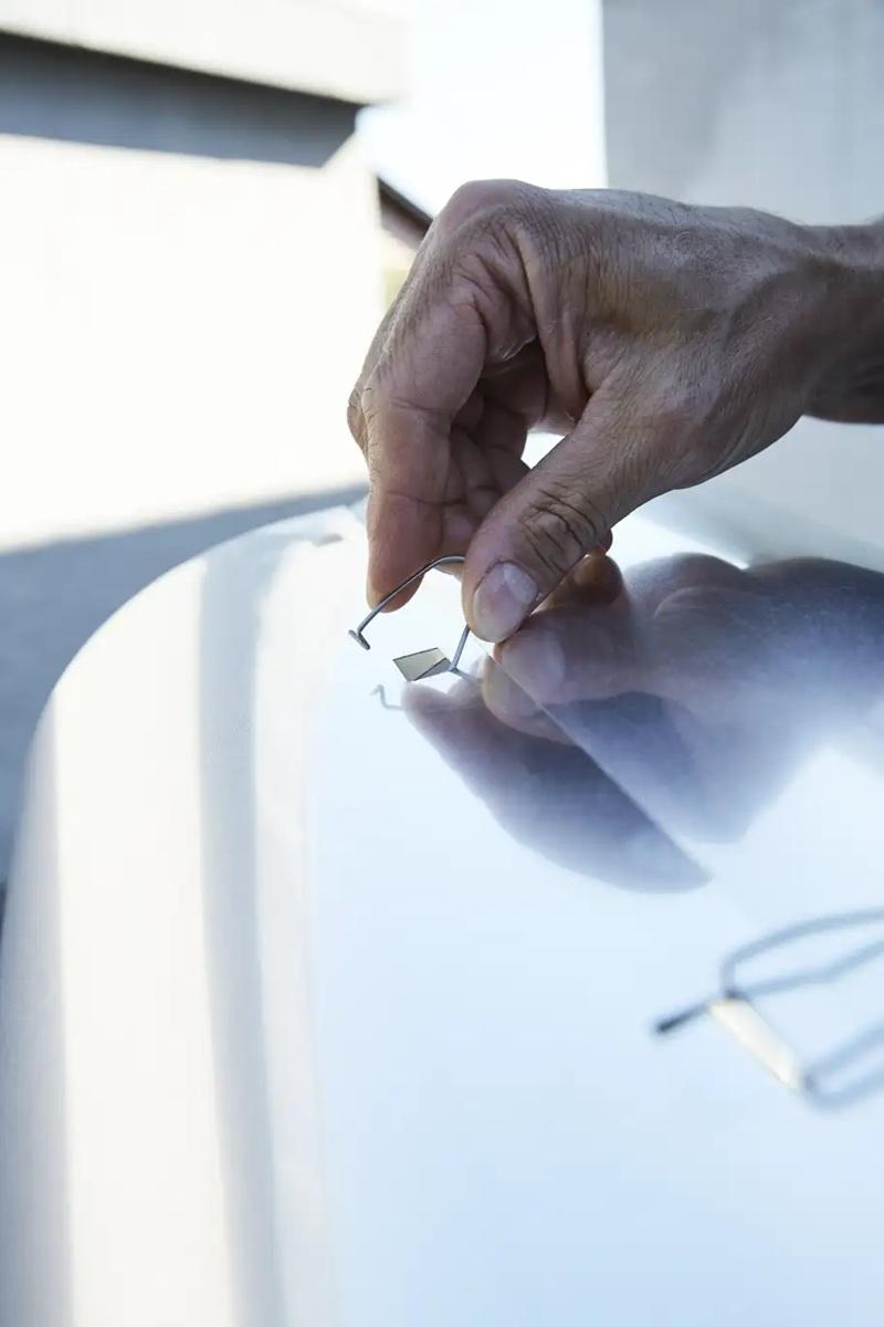 Sistema a innesto con clip di fissaggio per i tunnel solari di Velux