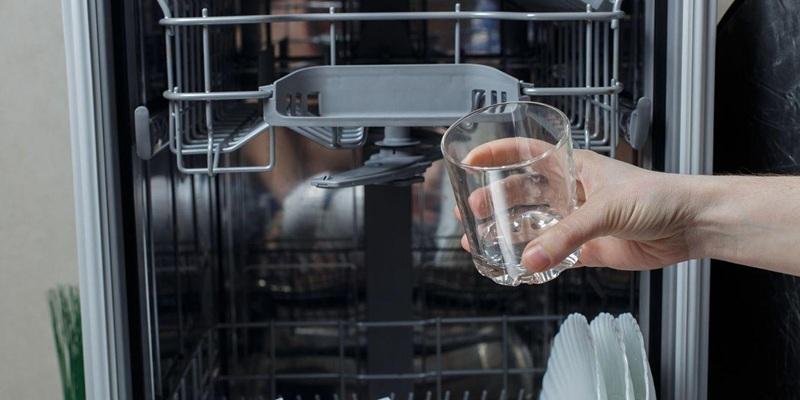 La lavastoviglie è meno efficace con il caldo, da 65ymas.com