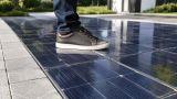 Pavimento fotovoltaico calpestabile: prestazioni reali, durata e limiti d&rsquo;uso