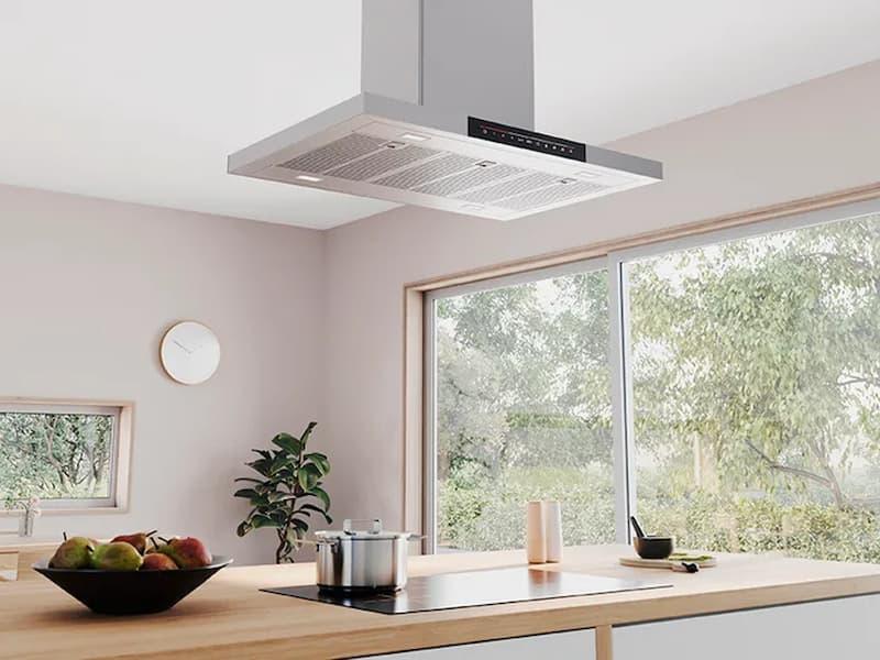 Come mantenere la cucina pulita senza creare umidità e aria stagnante