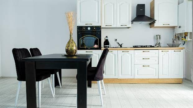 Cassetti cucina che si gonfiano: cause e come evitare danni