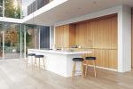 Cucina open space con parquet  - Foto Getty Images