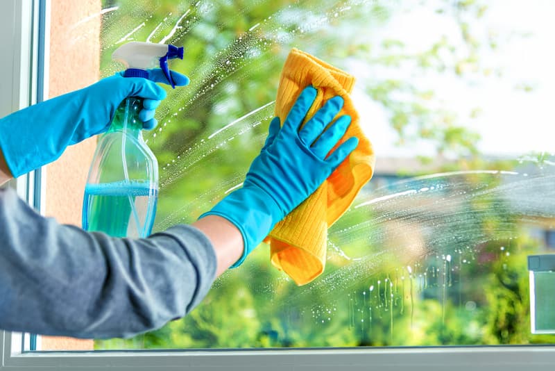 Non usare prodotti aggressivi sugli infissi in pvc