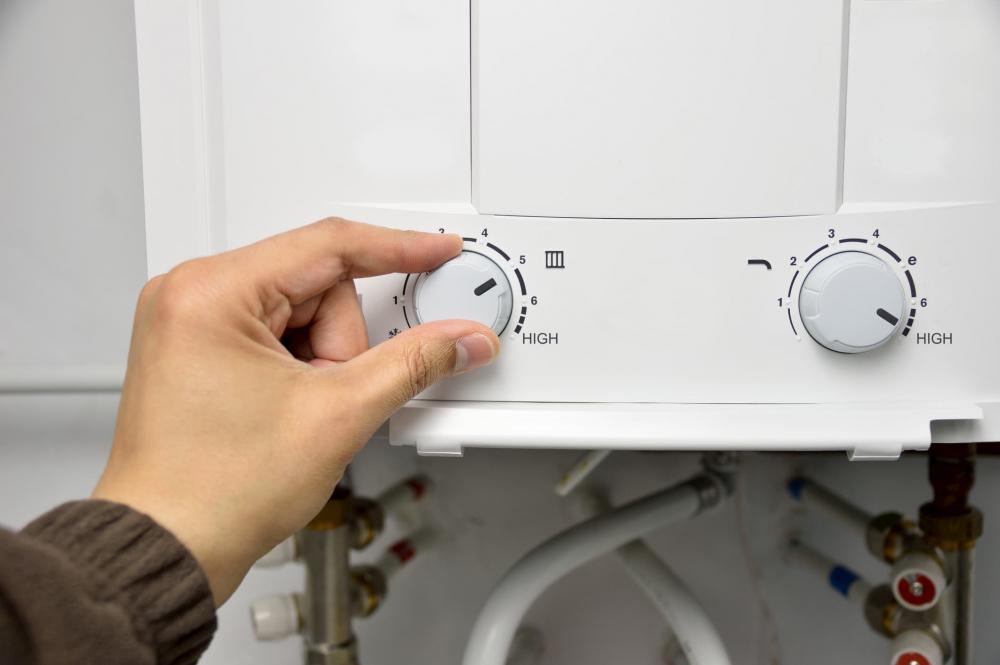 Regolazione temperatura acqua sanitaria - Foto Getty Images