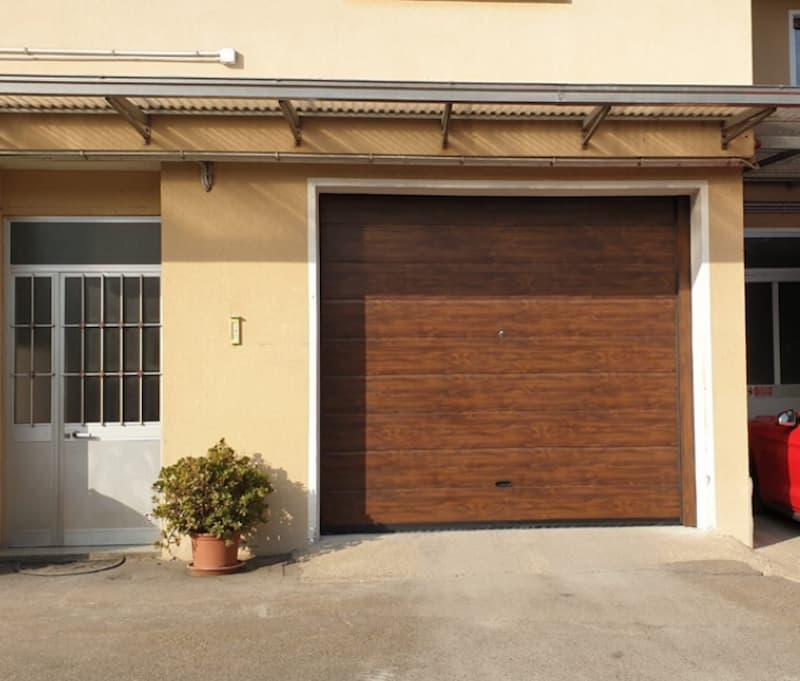 Porta sezionale per garage adiacente abitazione - foto sistema facile