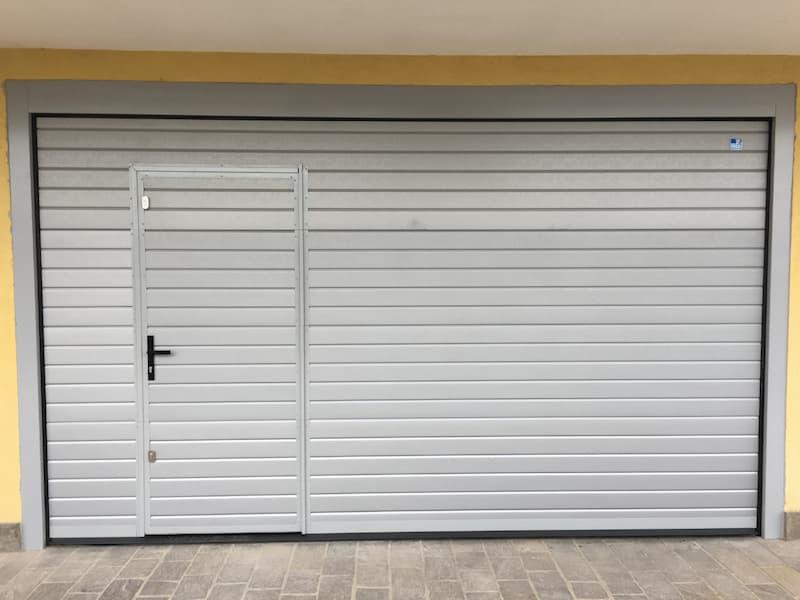 Portone garage sezionale saturno - foto finestre & design srl