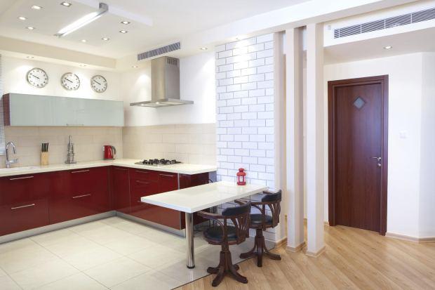 Cucina con cappa