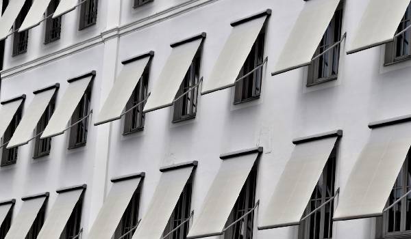 Condominio tende modifiche
