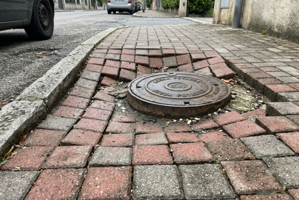 Pavimento riabbassato su tombino