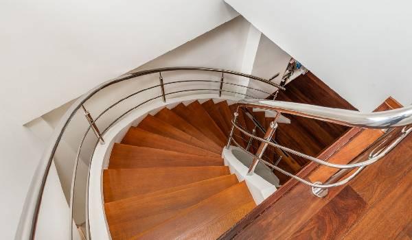 Scala legno problemi