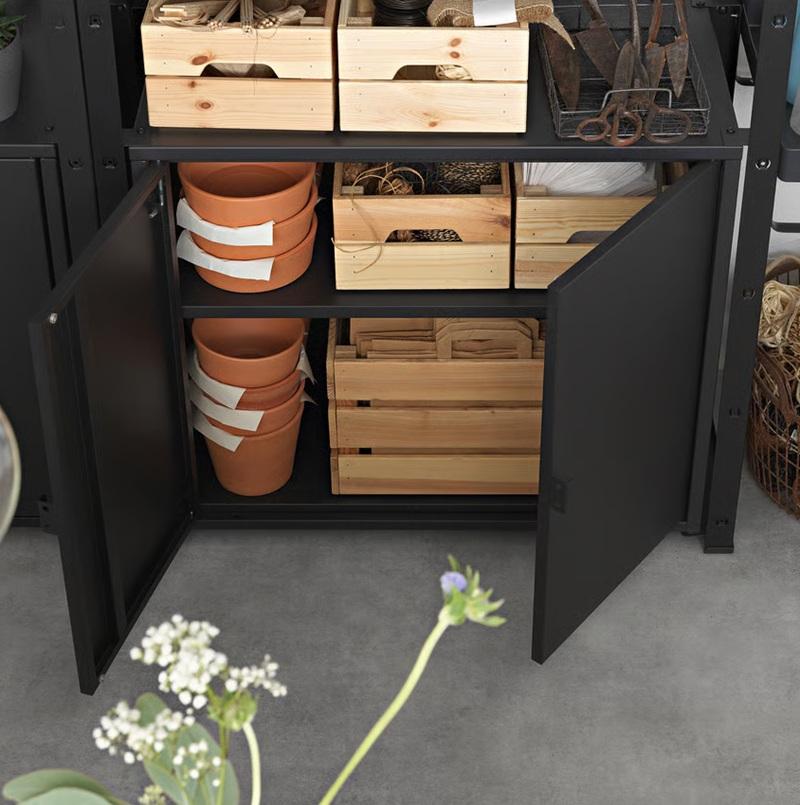 Mobile con due ante Bror di Ikea