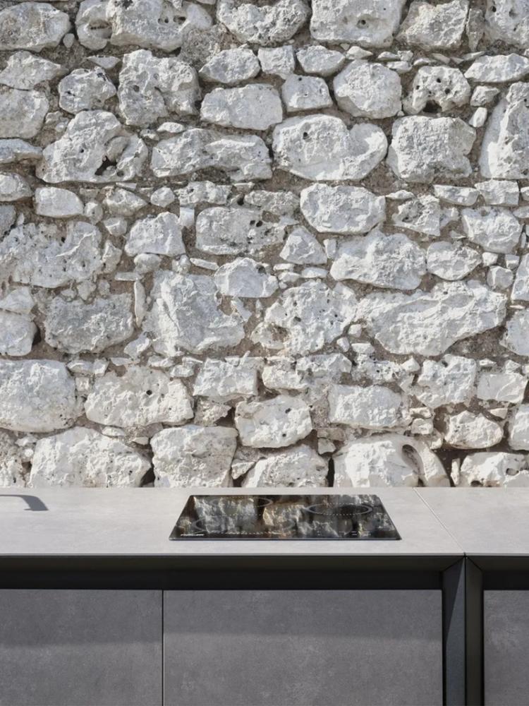 Il piano cottura della cucina Outdoor Cooking di Varaschin