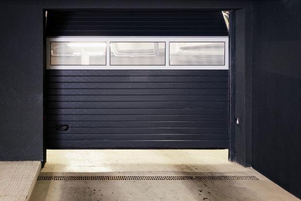 Canalina di scolo davanti al garage