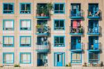 Oscurare le finestre rispettando il regolamento condominiale - foto pixabay