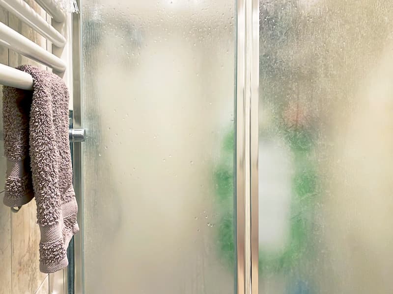 finestra a battente per bagno e cucina