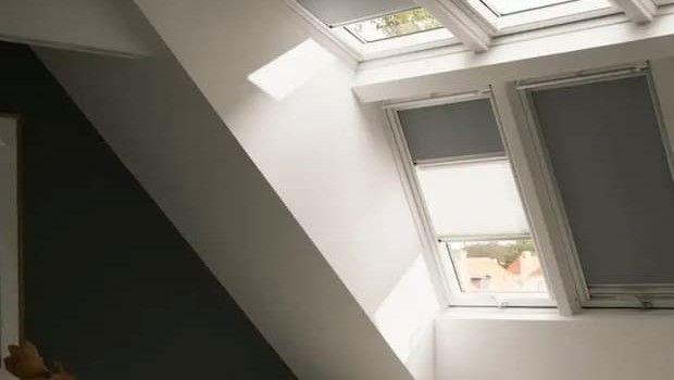 Tende VELUX per mansarda: guida alla scelta tra interne ed esterne