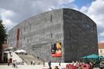 Il mumok di Vienna, di Ortner & Ortner Baukunst - Foto Wikipedia