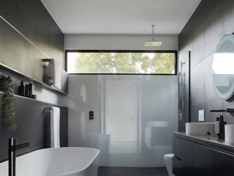 luce e ventilazione in bagno