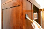 Applicazione prodotti per il legno con pennello, da hdg.it