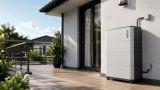 Accumulo fotovoltaico su balcone o terrazzo: requisiti per l&rsquo;installazione esterna