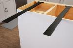 Struttura nascosta piano cucina sospeso, da originalgranitebracket.com