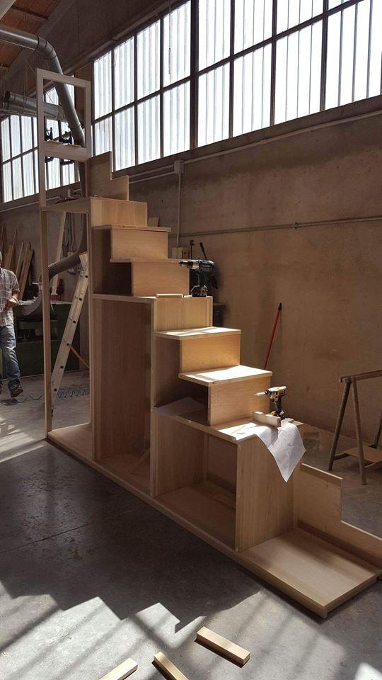 Scala libreria in fase costruzione, by Falegnameria Grelli