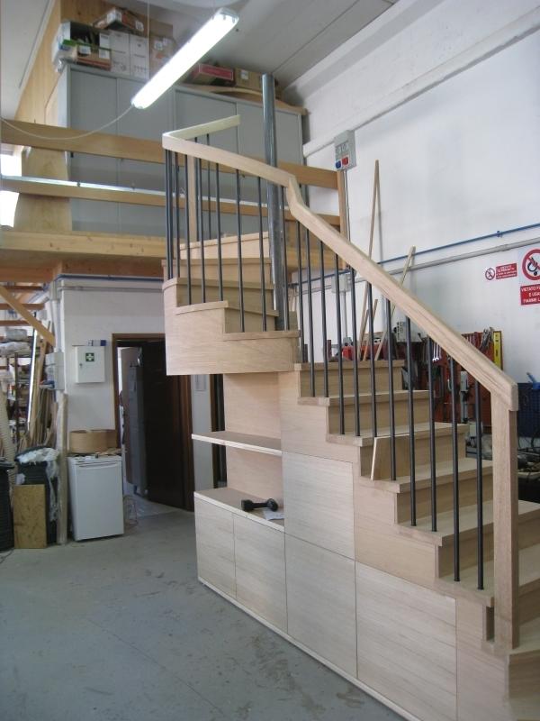 Scala libreria in costruzione - Falegnameria Traldi