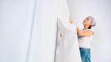 Carta da parati che si stacca: quali pareti sono pi&ugrave; a rischio