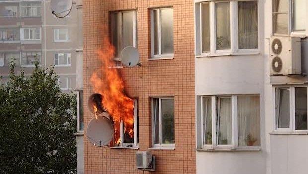 Come funzionano le barriere tagliafuoco nelle facciate ventilate
