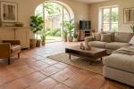 Salotto in gres effetto terracotta