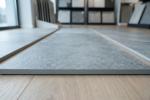 Piastrella in gres grigio freddo