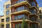 Canna fumaria su facciata condominiale - foto getty images