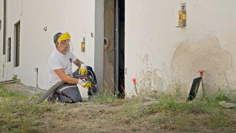 Consolidamento delle fondazioni - Foto Uretek